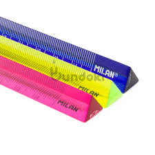 REGLA TRIANGULAR 15CMS MILAN COLORES SURTIDOS